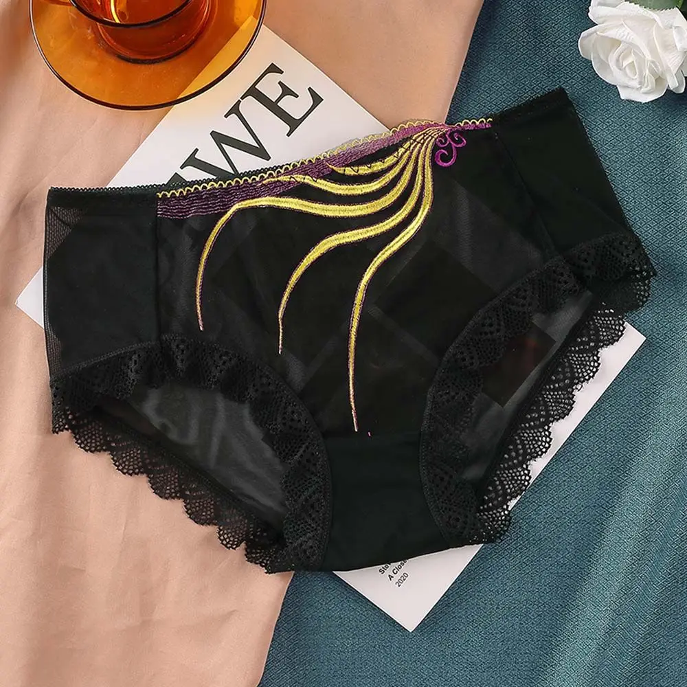 Women's Panties Nylon Black Tranparent Mesh See-through Thong Embroidered Flower Thin Breathable Antibacterial Underpants
Women's Panties Nylon Black Tranparent Mesh See-through Thong Embroidered Flower Thin Breathable Antibacterial Underpants