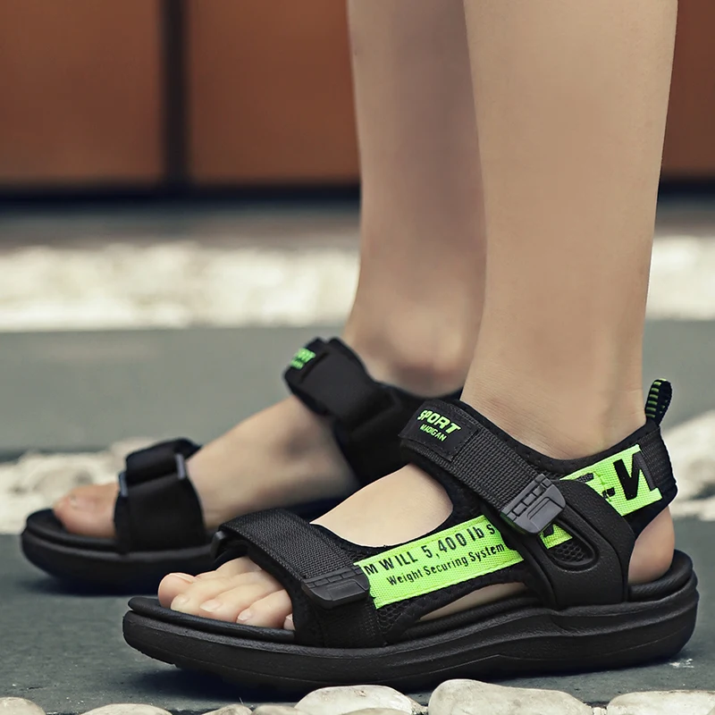 Children's Beach Shoes Boys' Handsome Summer Soft Soled Open Toe Leather Cartoon Sandals Red Sandals
Children's Beach Shoes Boys' Handsome Summer Soft Soled Open Toe Leather Cartoon Sandals Red Sandals