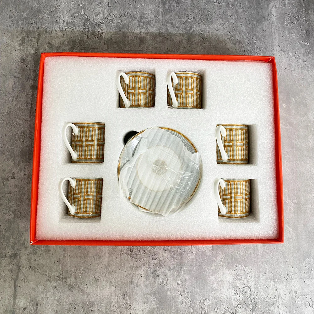 Gold 6 Pcs urkish Espresso Cups With Saucers Ceramic Cup Set For Black Tea Coffee Kitchen Party Drink Ware Home Decor Gifts
Gold 6 Pcs urkish Espresso Cups With Saucers Ceramic Cup Set For Black Tea Coffee Kitchen Party Drink Ware Home Decor Gifts