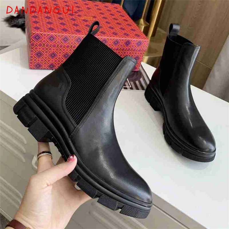Осенне-зимние дизайнерские женские ботинки челси из натуральной кожи, повседневные Роскошные Брендовые женские ботильоны, Женская массивная обувь на платформе
Осенне-зимние дизайнерские женские ботинки челси из натуральной кожи, повседневные Роскошные Брендовые женские ботильоны, Женская массивная обувь на платформе