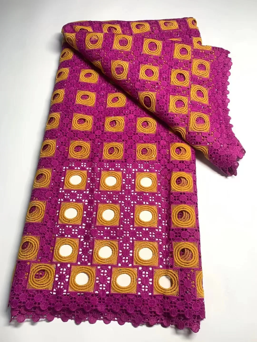 Африканская Кружевная Ткань 5 ярдов 2023 Высококачественная нигерийская хлопковая кружевная вуаль кружева в Швейцарии для женского вечернего платья 
Африканская Кружевная Ткань 5 ярдов 2023 Высококачественная нигерийская хлопковая кружевная вуаль кружева в Швейцарии для женского вечернего платья