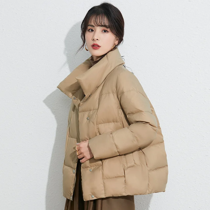 Winter warm down jacket short size down jacket women's Korean version of white duck down collar light fashion
Winter warm down jacket short size down jacket women's Korean version of white duck down collar light fashion