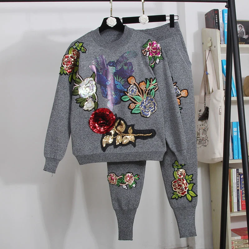 Autumn New Fashion Sequins Flowers Knitted Tracksuits Women Outfits Loose Casual Black Gray Knit Sweater Pencil Pants Set Female
Autumn New Fashion Sequins Flowers Knitted Tracksuits Women Outfits Loose Casual Black Gray Knit Sweater Pencil Pants Set Female