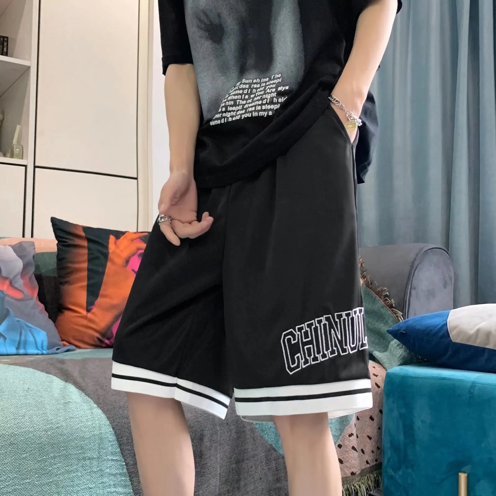 Sports boys shorts summer trend breathable five-point pants casual outer wear big pants tide brand basketball loose pants
Sports boys shorts summer trend breathable five-point pants casual outer wear big pants tide brand basketball loose pants