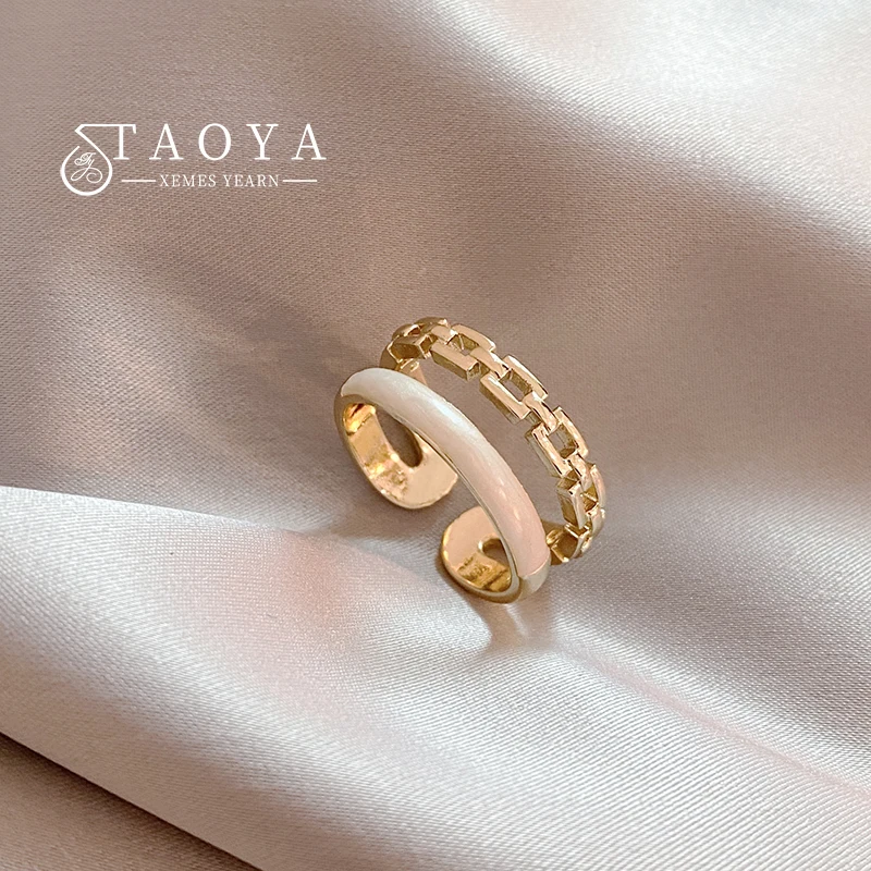 French Vintage Design Double Layer White Enamel Chain Open Rings 2023 Fashion Jewelry Luxury Accessories for Women's Fingers
French Vintage Design Double Layer White Enamel Chain Open Rings 2023 Fashion Jewelry Luxury Accessories for Women's Fingers