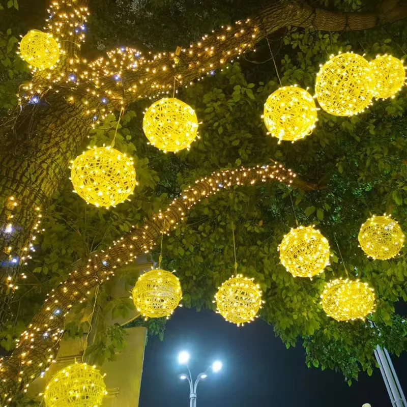 LED Rattan Ball Light String Starry Outdoor Courtyard Waterproof Lighting Project Hanging Tree Rattan Ball Ball Modeling Lamp.
LED Rattan Ball Light String Starry Outdoor Courtyard Waterproof Lighting Project Hanging Tree Rattan Ball Ball Modeling Lamp.
