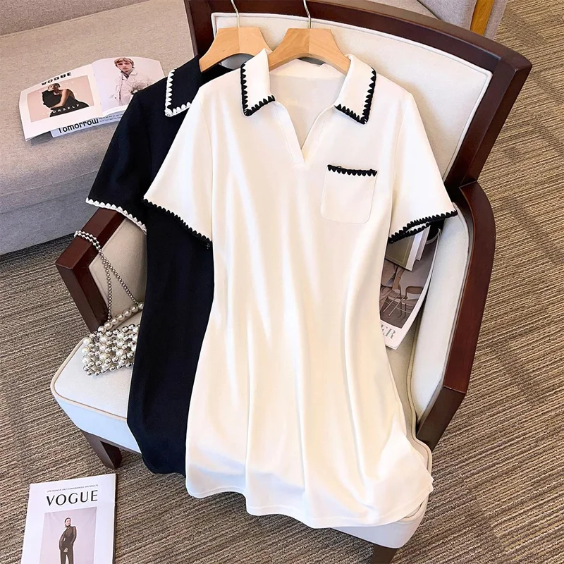 Мини-платье женское хлопковое с V-образным вырезом и коротким рукавом
Мини-платье женское хлопковое с V-образным вырезом и коротким рукавом