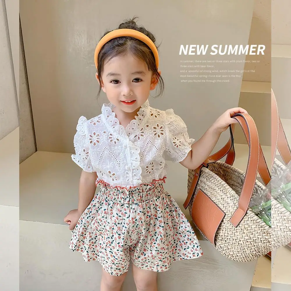 2022 new summer suits girls' shirts baby short-sleeved thin children's dolls Korean version culottes suit tide
2022 new summer suits girls' shirts baby short-sleeved thin children's dolls Korean version culottes suit tide