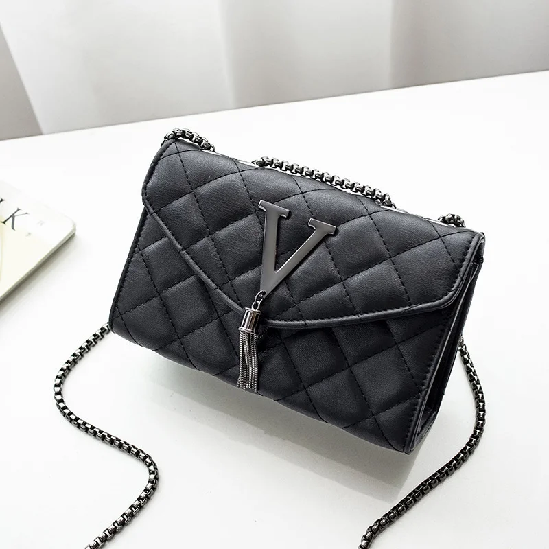Inclined Shoulder Bags 2022 New Trend Simple Women's Bag Personality Fashion Shoulder Bag V-flow Tassels Rhombic Grid Chain Bag
Inclined Shoulder Bags 2022 New Trend Simple Women's Bag Personality Fashion Shoulder Bag V-flow Tassels Rhombic Grid Chain Bag