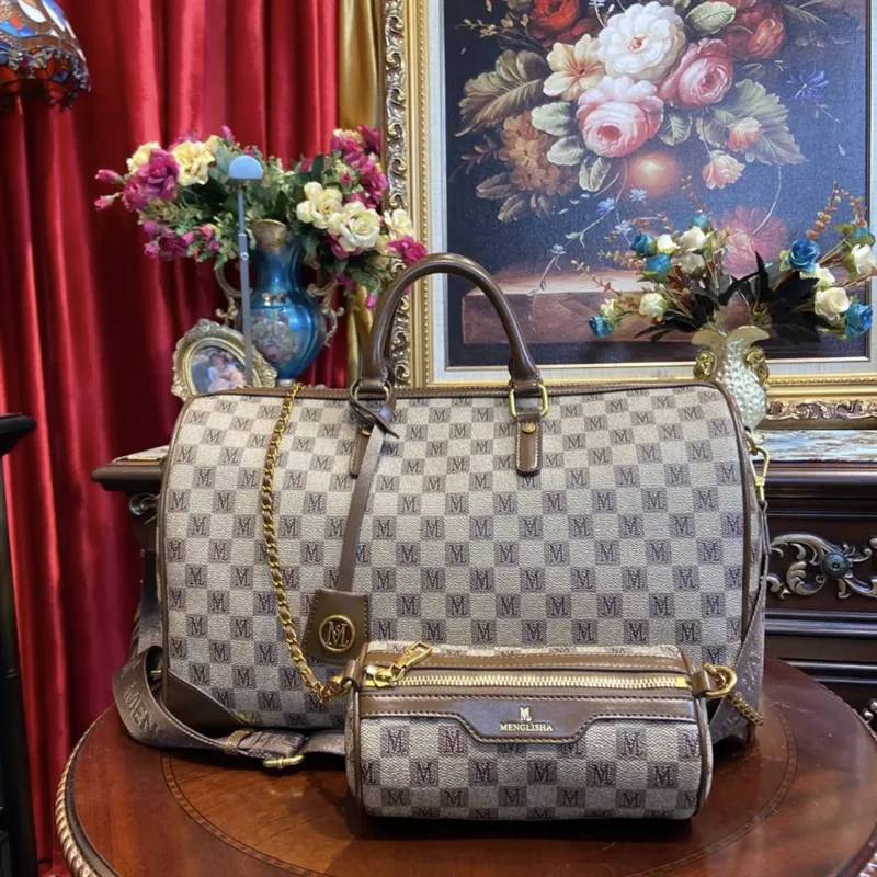 Luxurious portable fitness large-capacity Composite bag Women's handbag 2023 new Tote bag single shoulder satchels
Luxurious portable fitness large-capacity Composite bag Women's handbag 2023 new Tote bag single shoulder satchels