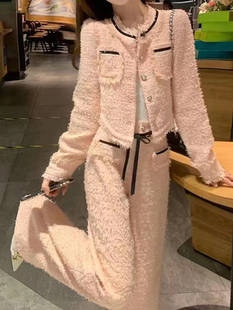 Высокое качество комплект круглый вырез короткий кардиган + Высокая талия широкие брюки 2023 осень новая корейская мода женская одежда
Высокое качество комплект круглый вырез короткий кардиган + Высокая талия широкие брюки 2023 осень новая корейская мода женская одежда