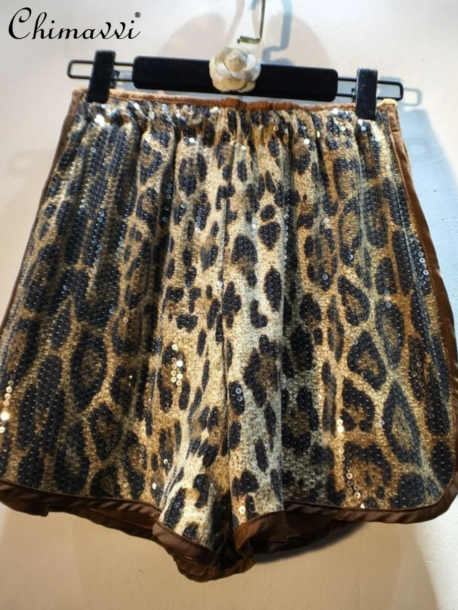 European 2022 Summer Heavy Embroidery Sequins Leopard Print Shorts Fashion High Waist Slim Wide Leg Casual Shorts Women's Pants
European 2022 Summer Heavy Embroidery Sequins Leopard Print Shorts Fashion High Waist Slim Wide Leg Casual Shorts Women's Pants