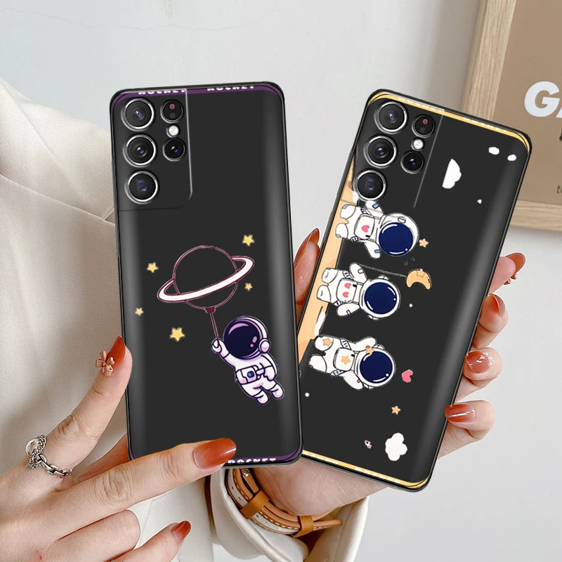 Lovely Astronaut Phone Case For Samsung Galaxy S22 S21 S20 Ultra FE 5G S22 S10 10E S9 Plus Liquid Silicon Black Back Coque
Lovely Astronaut Phone Case For Samsung Galaxy S22 S21 S20 Ultra FE 5G S22 S10 10E S9 Plus Liquid Silicon Black Back Coque