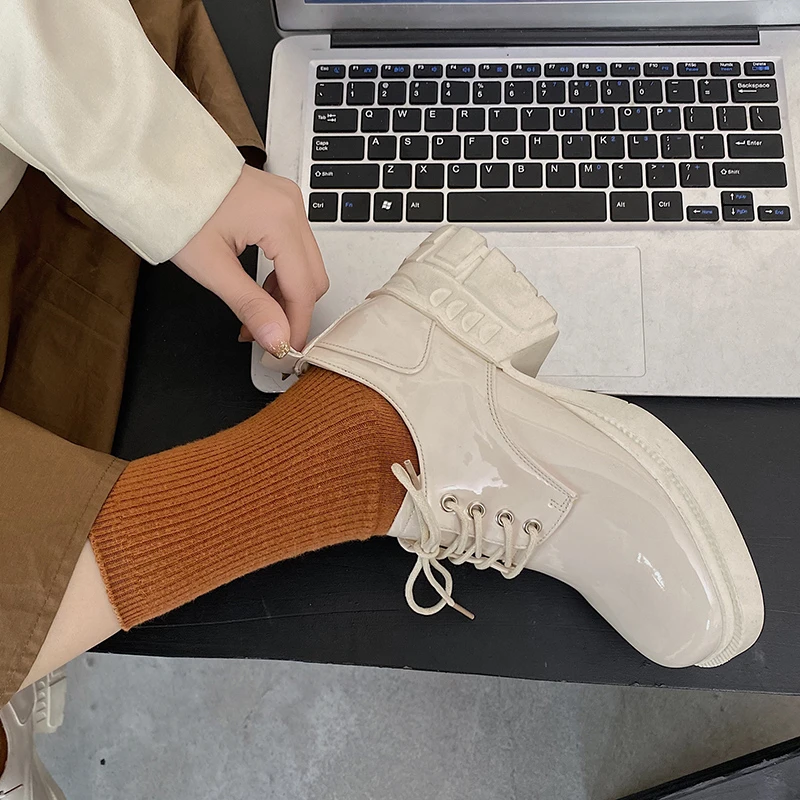 2022 New Arrival Oxford Shoes For Women Lace Up Platform Leather Shoes Woman Flat Comfort Ladies Shoes
2022 New Arrival Oxford Shoes For Women Lace Up Platform Leather Shoes Woman Flat Comfort Ladies Shoes
