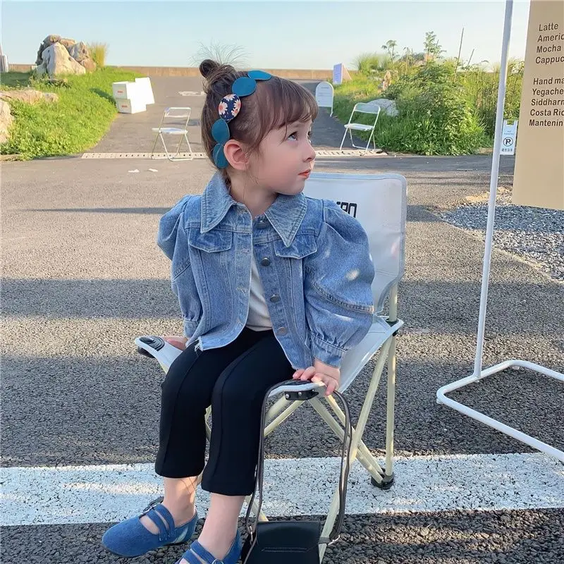 Spring and Autumn Girls Denim Jacket New Children's Baby Bubble Sleeves Short Jacket Long Sleeve Jacket Cardigan
Spring and Autumn Girls Denim Jacket New Children's Baby Bubble Sleeves Short Jacket Long Sleeve Jacket Cardigan