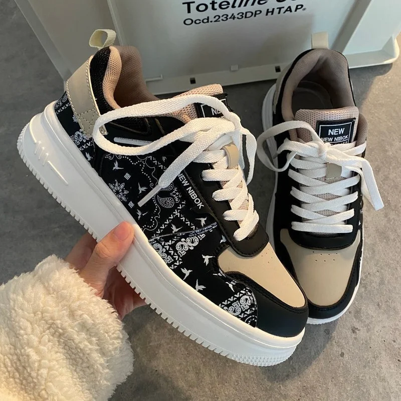 Fashion Women Canvas Shoes Casual Vulcanize Sneakers Breathable Sport Walking Running Spring Platform Flats kawaii shoes
Fashion Women Canvas Shoes Casual Vulcanize Sneakers Breathable Sport Walking Running Spring Platform Flats kawaii shoes