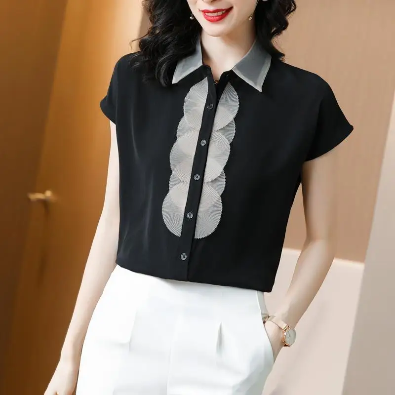 Fashion Lapel Spliced Gauze Oversized Button Chiffon Shirt 2022 Summer New Casual Tops Elegant Women's Clothing Commute Blouse
Fashion Lapel Spliced Gauze Oversized Button Chiffon Shirt 2022 Summer New Casual Tops Elegant Women's Clothing Commute Blouse