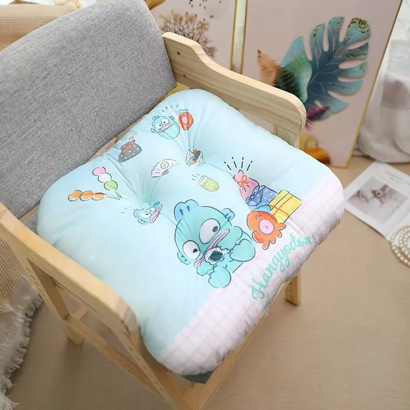 Симпатичная плюшевая подушка Sanrio с героями мультфильмов My Melody Kuromi, школьная офисная подушка для компьютерного стула, подушка, подарок на де...
Симпатичная плюшевая подушка Sanrio с героями мультфильмов My Melody Kuromi, школьная офисная подушка для компьютерного стула, подушка, подарок на де...