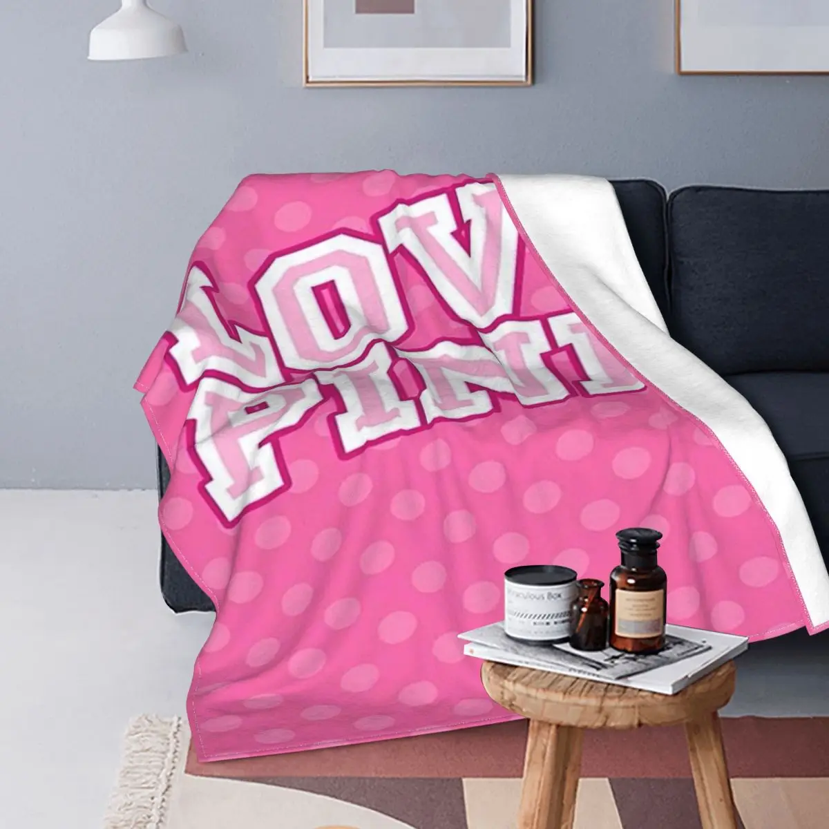 Cute Love Pink Blanket Sofa Cover Fleece Spring/Autumn for Girl Gifts Ultra-Soft Throw Blanket for Bedding Office Bedspread
Cute Love Pink Blanket Sofa Cover Fleece Spring/Autumn for Girl Gifts Ultra-Soft Throw Blanket for Bedding Office Bedspread