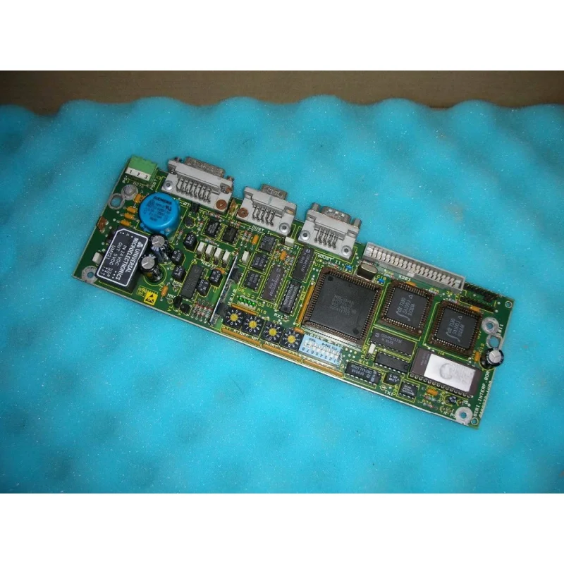 Используется 1 шт 6RA8232-1KB0 
Используется 1 шт 6RA8232-1KB0