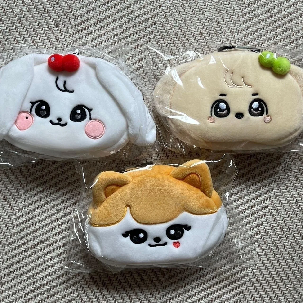 Kpop IVE MINIVE Plush Kawaii Cartoon Jang Won Young Storage Bag Flash Mob GAEUL YUJIN LIZ Stuffed Doll Toys For Fans Gifts
Kpop IVE MINIVE Plush Kawaii Cartoon Jang Won Young Storage Bag Flash Mob GAEUL YUJIN LIZ Stuffed Doll Toys For Fans Gifts
