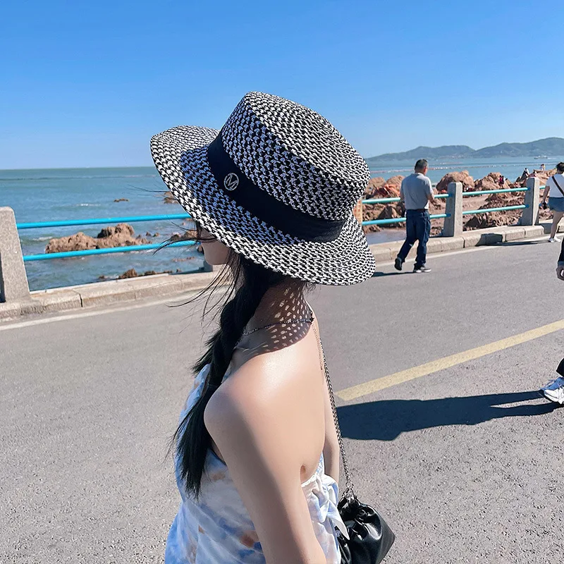 Beach Hat Female Summer Style Retro Letter M Brand Section Breathable Woven Straw Hat Panama Alphabet Drilling Lattice Woman Hat
Beach Hat Female Summer Style Retro Letter M Brand Section Breathable Woven Straw Hat Panama Alphabet Drilling Lattice Woman Hat