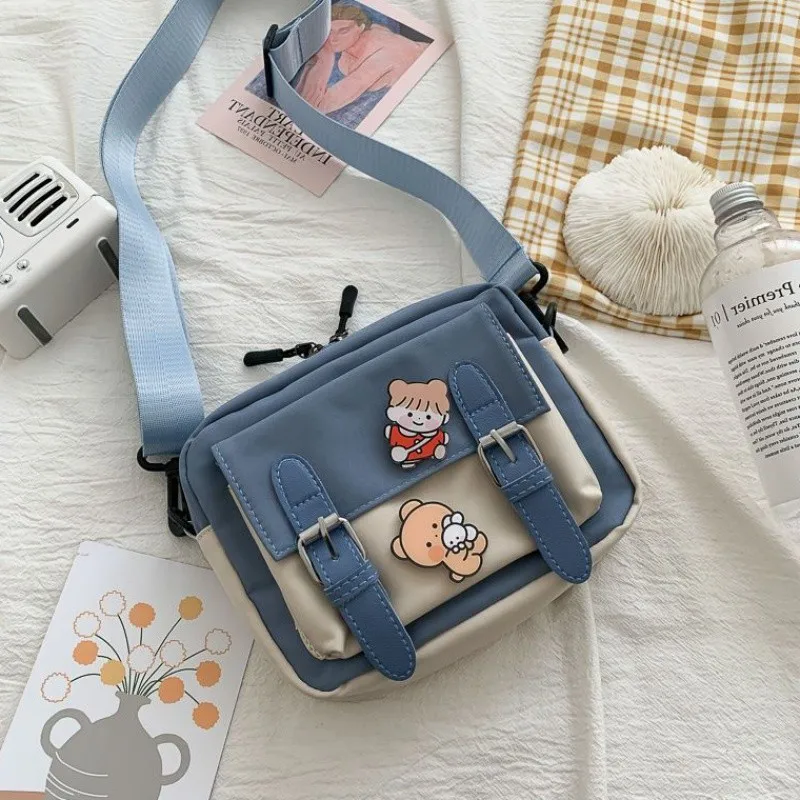 New Vintage Canvas Women's Bag Fashion leisure Belt Decorative Cloth Korean Style One-shoulder Diagonal Bag Bungy Bag
New Vintage Canvas Women's Bag Fashion leisure Belt Decorative Cloth Korean Style One-shoulder Diagonal Bag Bungy Bag