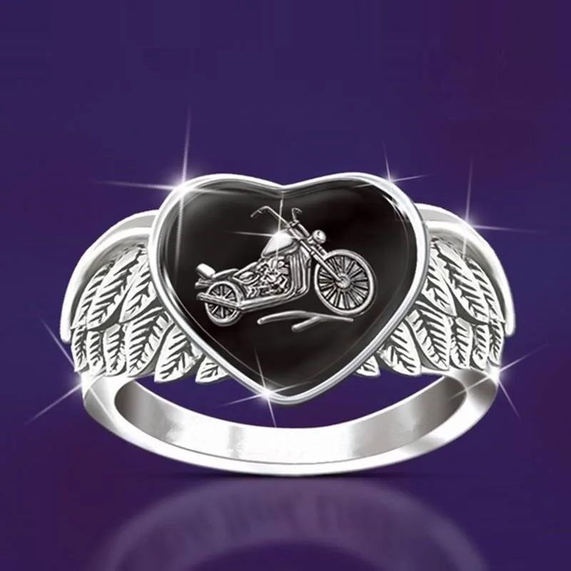 Free Riding Cowboy Motorcycle Rider Ring Punk Heart Wing Men's Wedding Ring Hip Hop Rock Viking Jewelry Gift Wholesale
Free Riding Cowboy Motorcycle Rider Ring Punk Heart Wing Men's Wedding Ring Hip Hop Rock Viking Jewelry Gift Wholesale