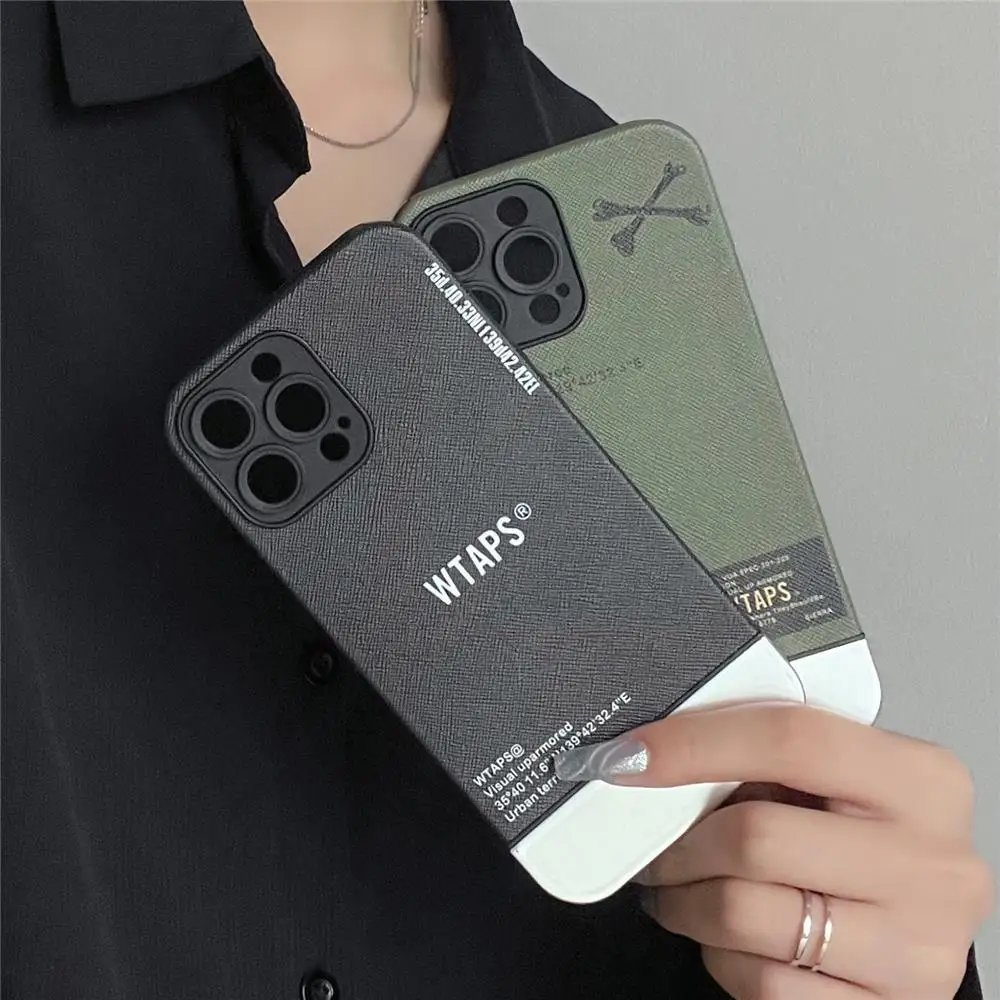 Japan Deluxe Brand Sand Leather WTAPS Case for iPhone 14 Pro Max 12 13 Pro Electroplated 11 Shockproof Case
Japan Deluxe Brand Sand Leather WTAPS Case for iPhone 14 Pro Max 12 13 Pro Electroplated 11 Shockproof Case