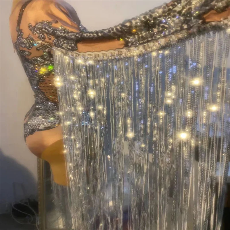 Q301 Pole-Dancer Show Stage Singer Bodysuit Diamond Tassels Drilling Chain Transparent Crystals Music Festival Elastic Stretched
Q301 Pole-Dancer Show Stage Singer Bodysuit Diamond Tassels Drilling Chain Transparent Crystals Music Festival Elastic Stretched