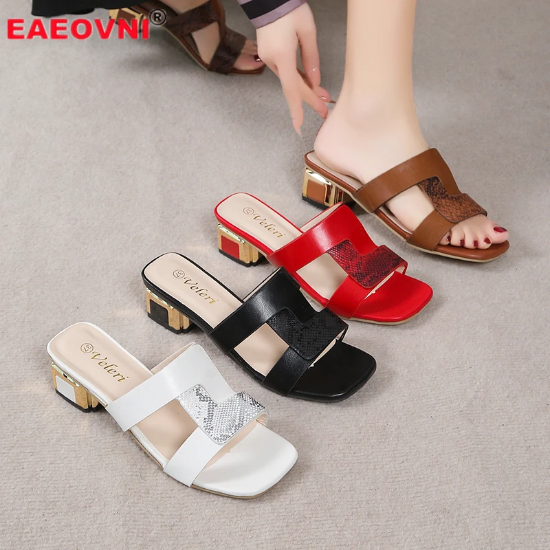 Summer Women's Shoes New Fashion Open Toe Shoes Thick Heel Leather Women Slippers Outdoor Leisure 36-43 Size Dress Sandals Women
Summer Women's Shoes New Fashion Open Toe Shoes Thick Heel Leather Women Slippers Outdoor Leisure 36-43 Size Dress Sandals Women