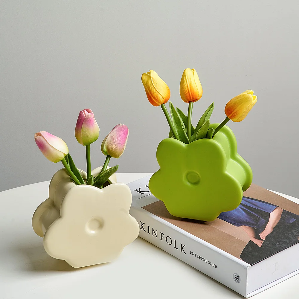 Nordic Style Ceramic Flower Vase Dried Flowers Decorative Vase Living Room Home Decoration Accessories Flower Pot Home Docer
Nordic Style Ceramic Flower Vase Dried Flowers Decorative Vase Living Room Home Decoration Accessories Flower Pot Home Docer