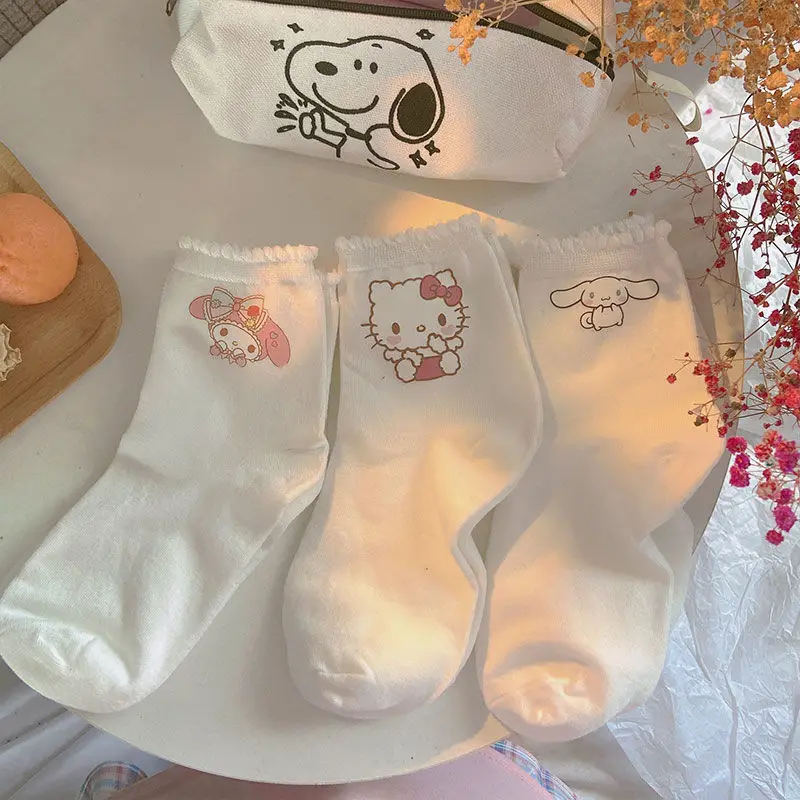 Носки с героями мультфильмов Hello Kitty Sanrio, 3 шт., милые аниме Kuromi My Melody Cinnamoroll, повседневные носки-трубы с принтом сердечек для девочек, подходят ко всему
Носки с героями мультфильмов Hello Kitty Sanrio, 3 шт., милые аниме Kuromi My Melody Cinnamoroll, повседневные носки-трубы с принтом сердечек для девочек, подходят ко всему