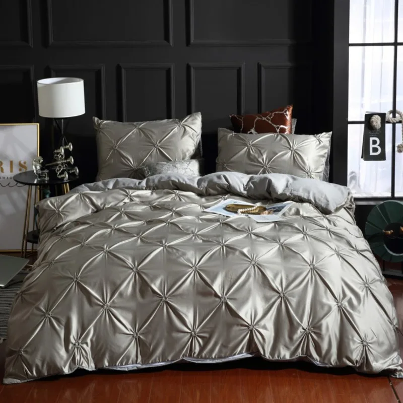 European-style Bedding Sets Washed Imitation Silk Three-piece Solid Color Bed Linens Quilt Cover Queen Bed Set 
European-style Bedding Sets Washed Imitation Silk Three-piece Solid Color Bed Linens Quilt Cover Queen Bed Set