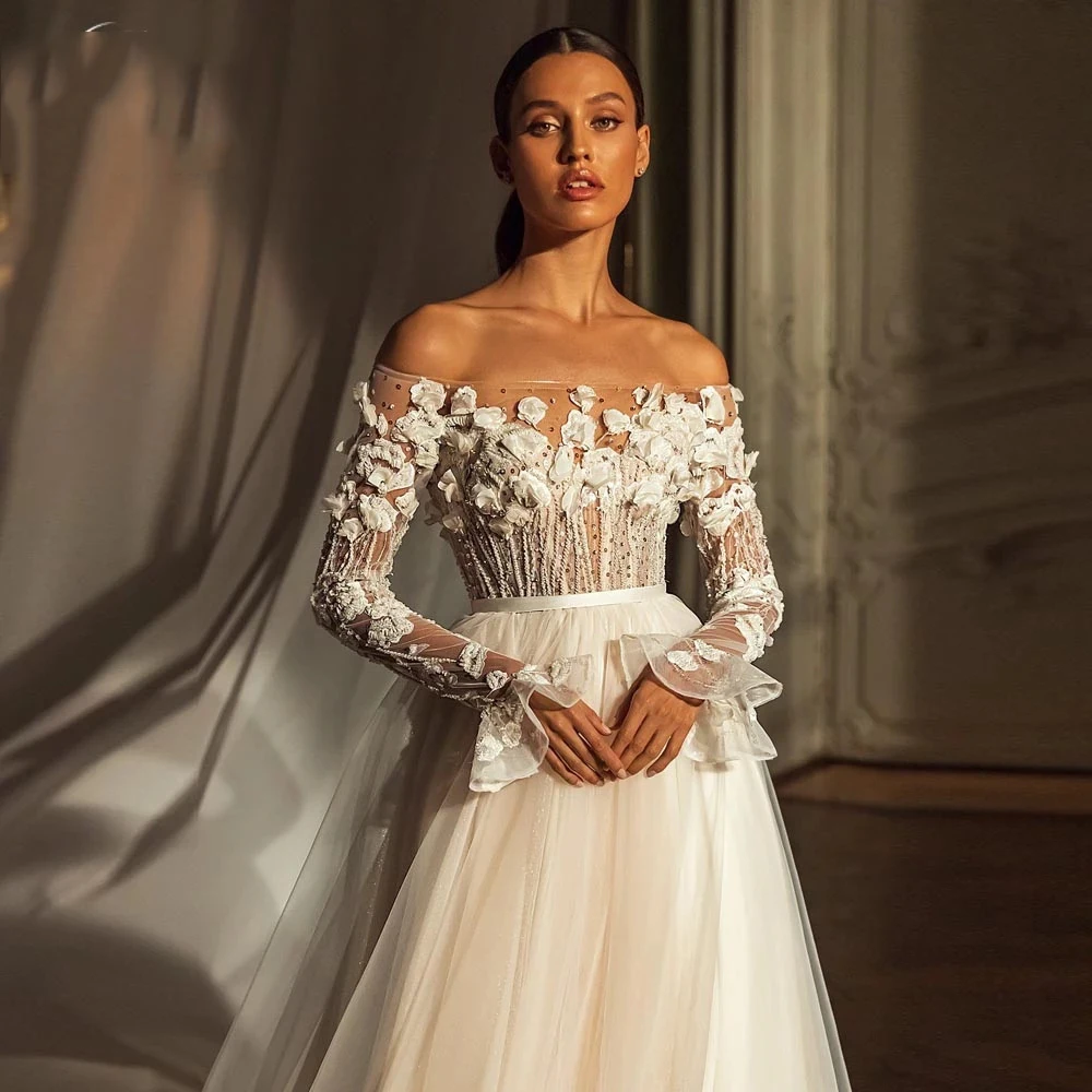 Gorgeous Womens Long Wedding Dresses Boat Neck Full Sleeves Beadings Sequins Lace Appliques Tulle A-Line Zipper Bridal Gown 
Gorgeous Womens Long Wedding Dresses Boat Neck Full Sleeves Beadings Sequins Lace Appliques Tulle A-Line Zipper Bridal Gown