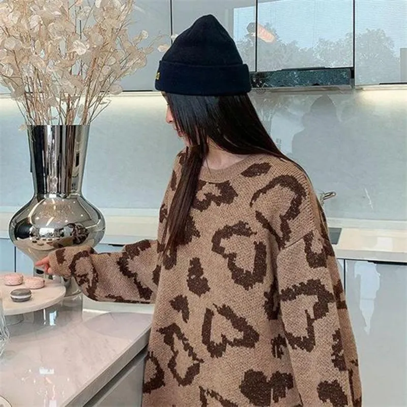 Vintage Love Graphic Sweater Y2k Aesthetic Tops Clothes Women Fashion Loose Pullovers Female Autumn Winter Sweaters Streetwear 
Vintage Love Graphic Sweater Y2k Aesthetic Tops Clothes Women Fashion Loose Pullovers Female Autumn Winter Sweaters Streetwear