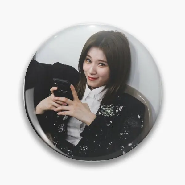 Sana Smirking, мягкая Металлическая Булавка для пуговиц, милая одежда, модная женская бижутерия, булавка для лацкана, значок для подарочного воротника, креативный декор для шляпы
Sana Smirking, мягкая Металлическая Булавка для пуговиц, милая одежда, модная женская бижутерия, булавка для лацкана, значок для подарочного воротника, креативный декор для шляпы
