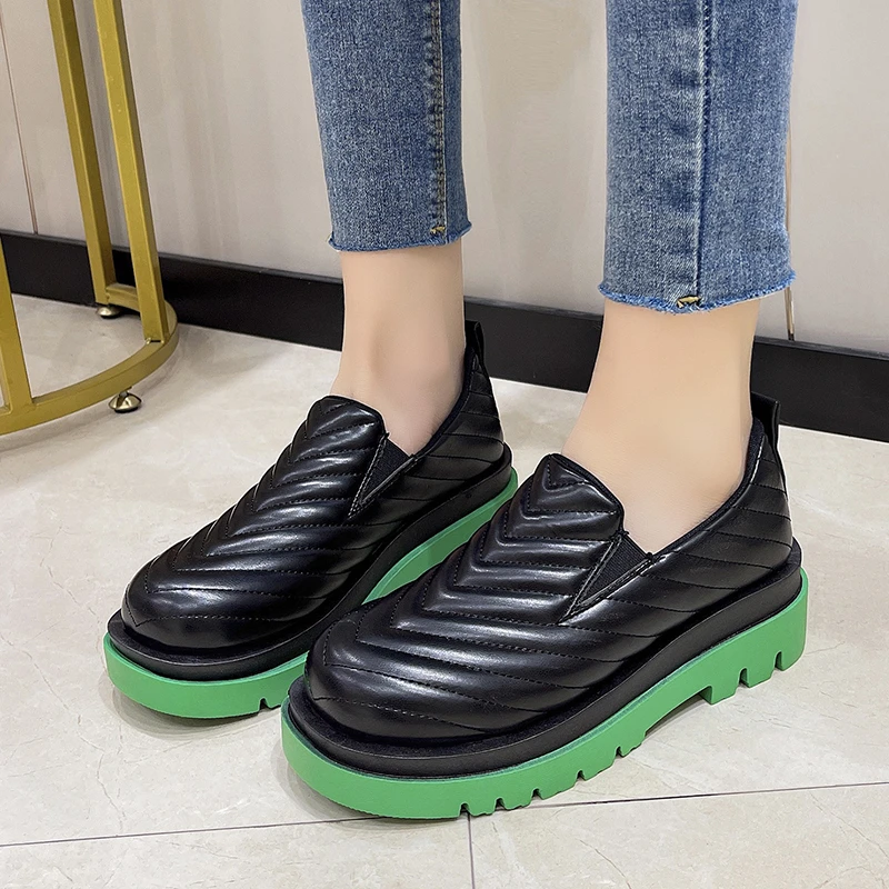 Flat Shoes Women's Spring 2023 New Design Fashion Style Diamond Plaid Platform Shoes Women's Single Shoes 43 Size Women Shoes
Flat Shoes Women's Spring 2023 New Design Fashion Style Diamond Plaid Platform Shoes Women's Single Shoes 43 Size Women Shoes