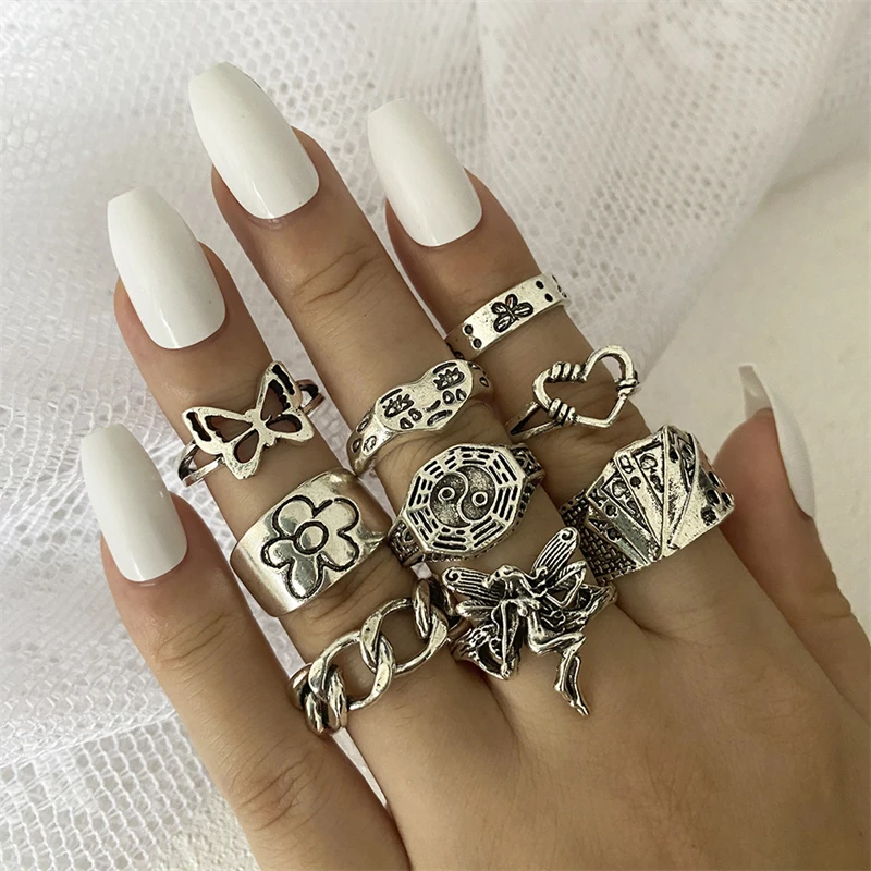 Vintage Gothic Goblincore Ring Set Unique Heart Butterfly Snake Ring Fairy Grunge Accessories Punk Hip Hop y2k Jewelry
Vintage Gothic Goblincore Ring Set Unique Heart Butterfly Snake Ring Fairy Grunge Accessories Punk Hip Hop y2k Jewelry