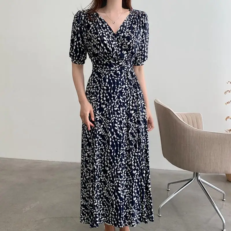 DIMI Kawaii Pleated Dress Elegant Vestidos Summer Vintage Korean Style Dresses for Women V Neck Floral One-Piece Sexy Chiffon
DIMI Kawaii Pleated Dress Elegant Vestidos Summer Vintage Korean Style Dresses for Women V Neck Floral One-Piece Sexy Chiffon