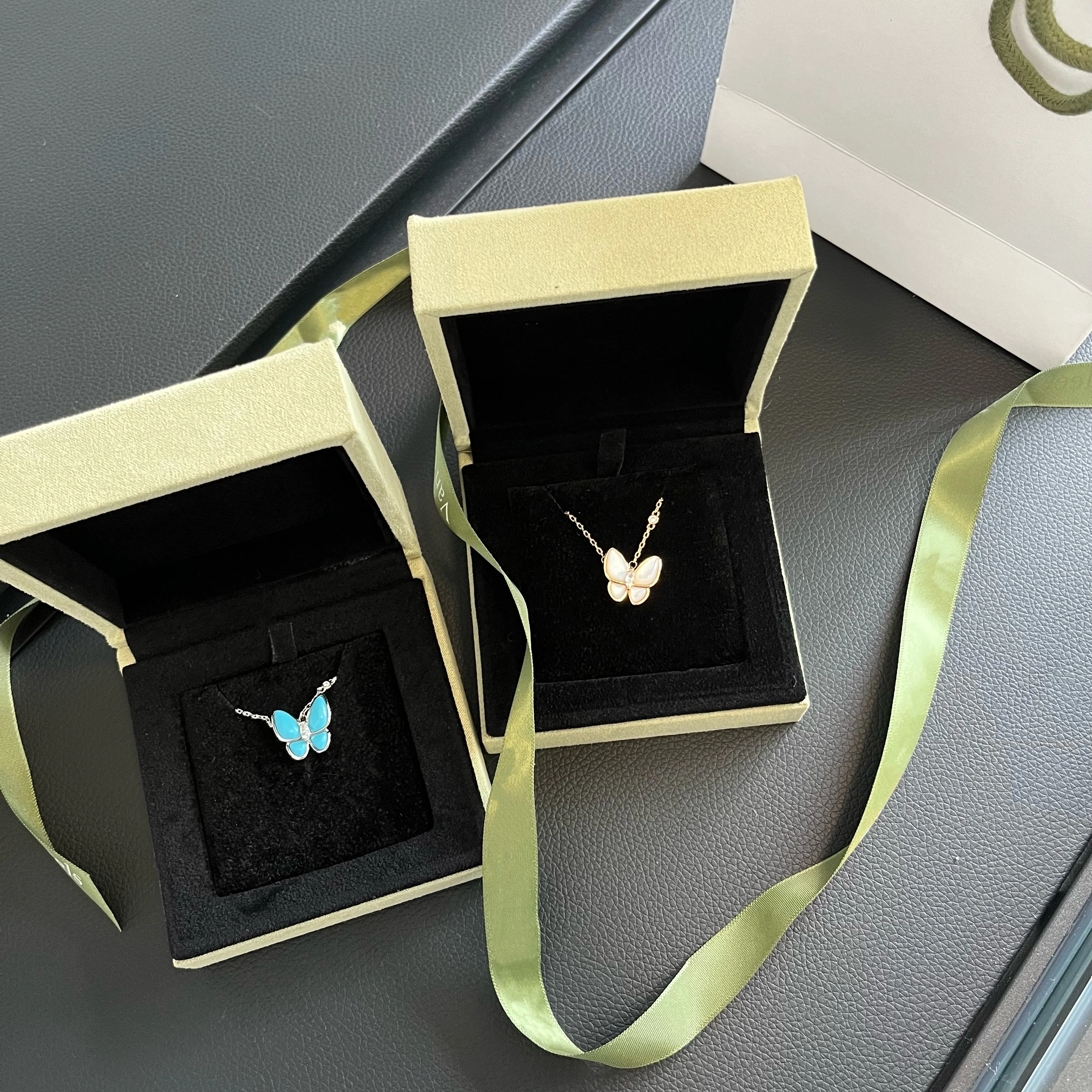 Mode 7 Popular Famous Fashion Brand Women Female 2022 Jewelry Necklace Chain Choker Summer 925 Silver Butterfly Luxury Gift
Mode 7 Popular Famous Fashion Brand Women Female 2022 Jewelry Necklace Chain Choker Summer 925 Silver Butterfly Luxury Gift