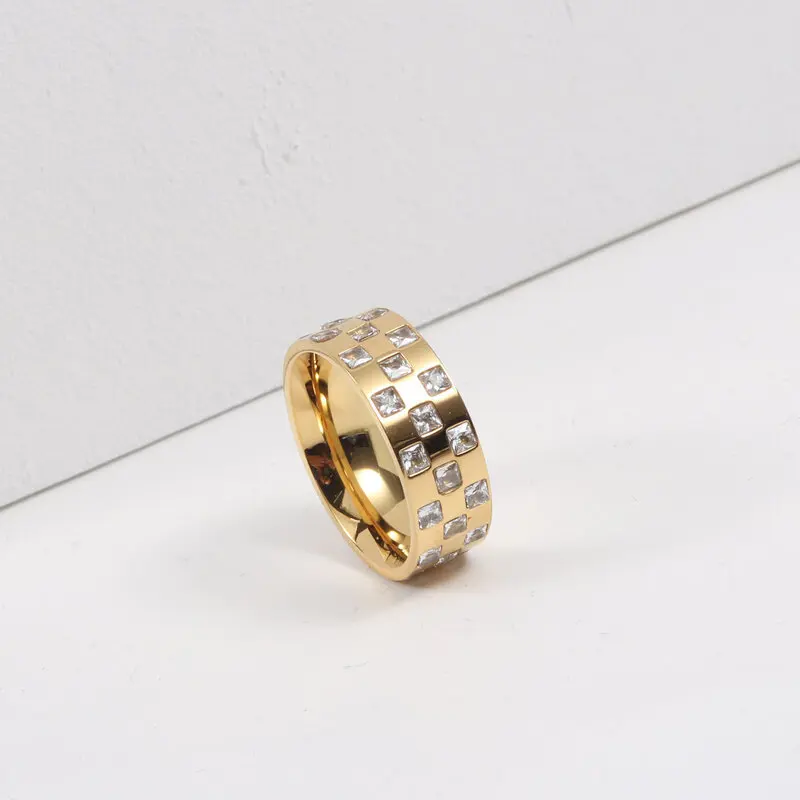 Tarnish Free PVD Gold Finish Plaid Zirconia Band Ring For Women Stainless Steel Jewelry Drop Shipping
Tarnish Free PVD Gold Finish Plaid Zirconia Band Ring For Women Stainless Steel Jewelry Drop Shipping