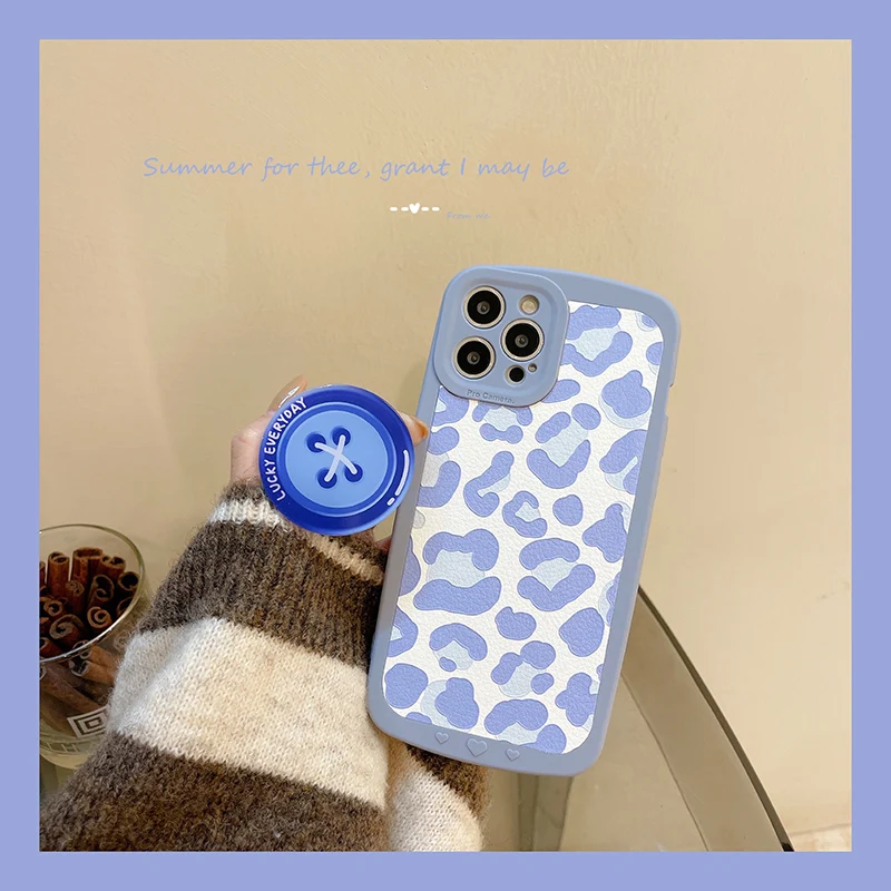 White Black Cow Symbol Pattern Print button Stand Holder Phone Case for iphone 13 12 Pro Max 11 Plus X Xs Max XR Relief Cover
White Black Cow Symbol Pattern Print button Stand Holder Phone Case for iphone 13 12 Pro Max 11 Plus X Xs Max XR Relief Cover