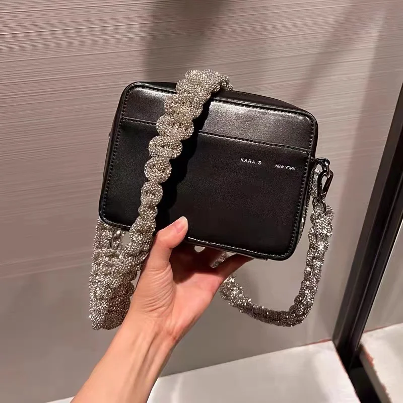 Luxury Design Rhinestone Diamond Bling Woven Shoulder Strap Square Bag Genuine Leather Handbag Evening Clutch Bag Messenger Bag
Luxury Design Rhinestone Diamond Bling Woven Shoulder Strap Square Bag Genuine Leather Handbag Evening Clutch Bag Messenger Bag