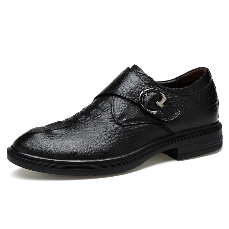 2022 spring and autumn new crocodile pattern pointed toe business leather shoes British style buckle leather men's shoes
2022 spring and autumn new crocodile pattern pointed toe business leather shoes British style buckle leather men's shoes