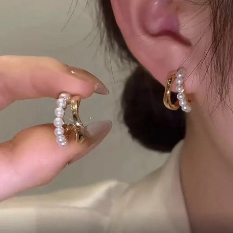 2023 Multiple Styles Elegant Pearl Stud Earrings for Women Cережки Ear Drop Trendy Luxury Jewelry Piercing Pendientes Mujer 귀걸이
2023 Multiple Styles Elegant Pearl Stud Earrings for Women Cережки Ear Drop Trendy Luxury Jewelry Piercing Pendientes Mujer 귀걸이