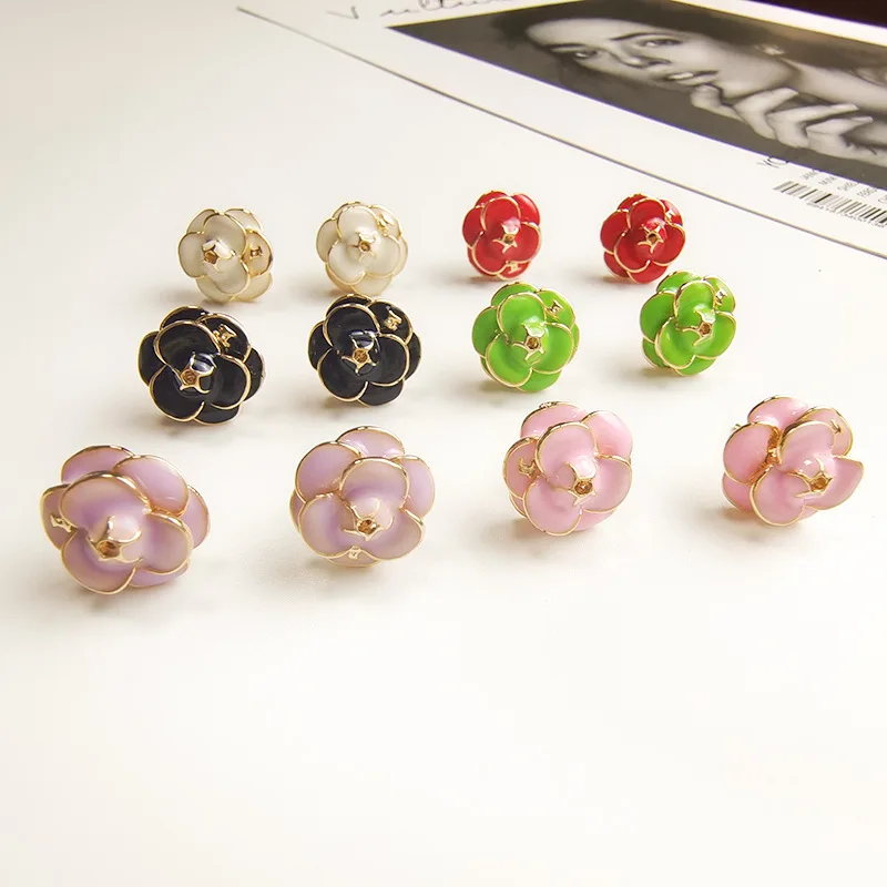 Korean Geometric Solid Gold Edge Drip Oil Flower Earrings Fashion Niche Design Sense Sweet Earrings Earrings Female
Korean Geometric Solid Gold Edge Drip Oil Flower Earrings Fashion Niche Design Sense Sweet Earrings Earrings Female