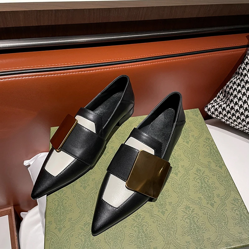 Spring and Autumn New Women's Shoes British Style Women's Flat Shoes Cowhide Shoes Metal Buckle of The Mueller Shoes
Spring and Autumn New Women's Shoes British Style Women's Flat Shoes Cowhide Shoes Metal Buckle of The Mueller Shoes