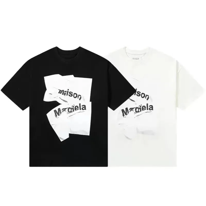 French Margiela T-shirt Pleated Printed Letter MM6 Short Sleeve Loose Men's Cotton Tshirt White Casual Women's Top Korean style
French Margiela T-shirt Pleated Printed Letter MM6 Short Sleeve Loose Men's Cotton Tshirt White Casual Women's Top Korean style