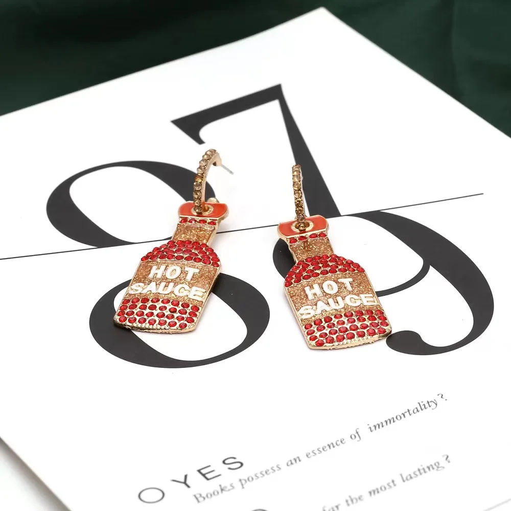 Women's New Personality Creative Alloy Diamond Wine Bottle Earrings Exaggerated Fashion Geometric Earrings
Women's New Personality Creative Alloy Diamond Wine Bottle Earrings Exaggerated Fashion Geometric Earrings